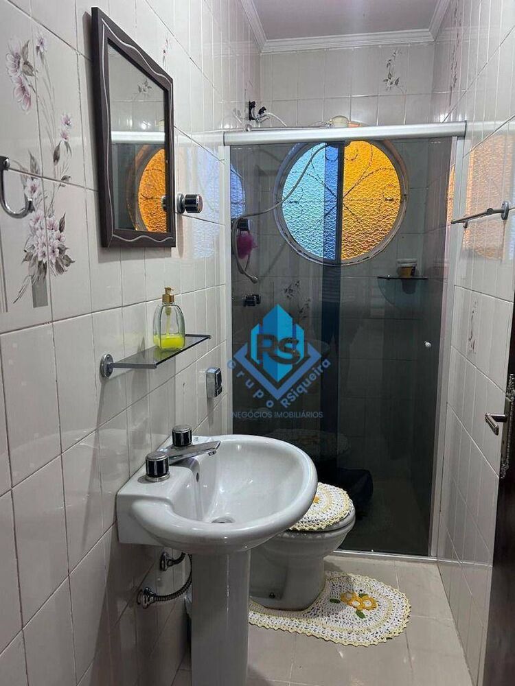 Casa à venda com 3 quartos, 225m² - Foto 3