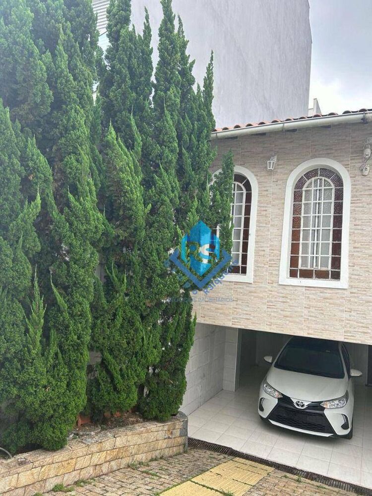 Casa à venda com 3 quartos, 225m² - Foto 8