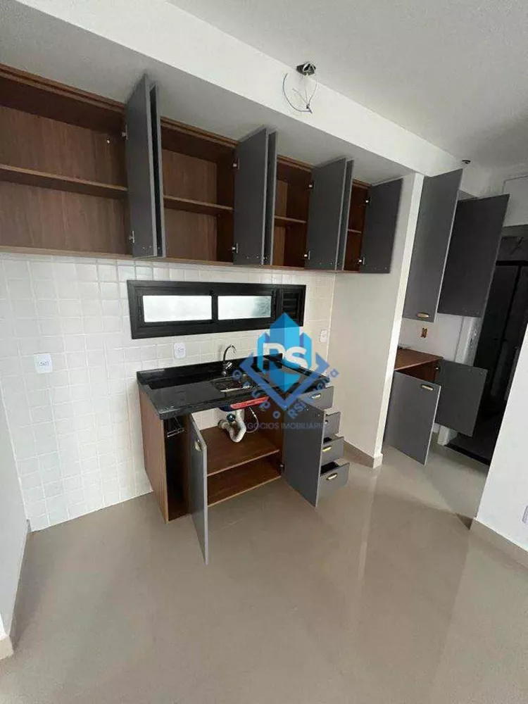 Apartamento à venda com 2 quartos, 37m² - Foto 3