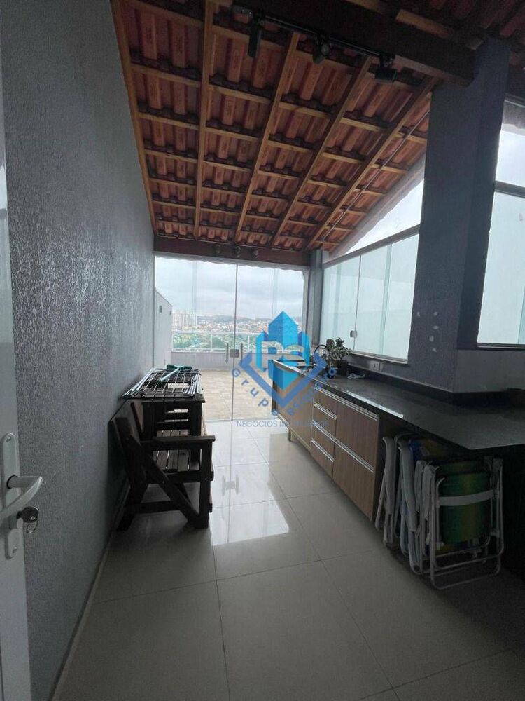 Cobertura à venda com 2 quartos, 90m² - Foto 1
