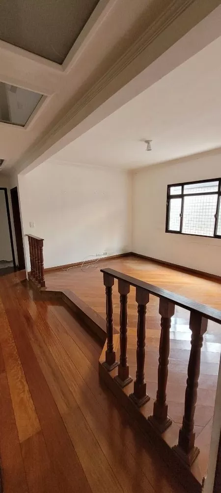 Apartamento à venda com 1 quarto, 55m² - Foto 2