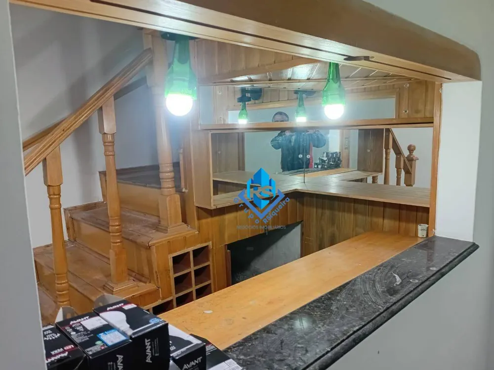 Sobrado, 4 quartos, 200 m² - Foto 1