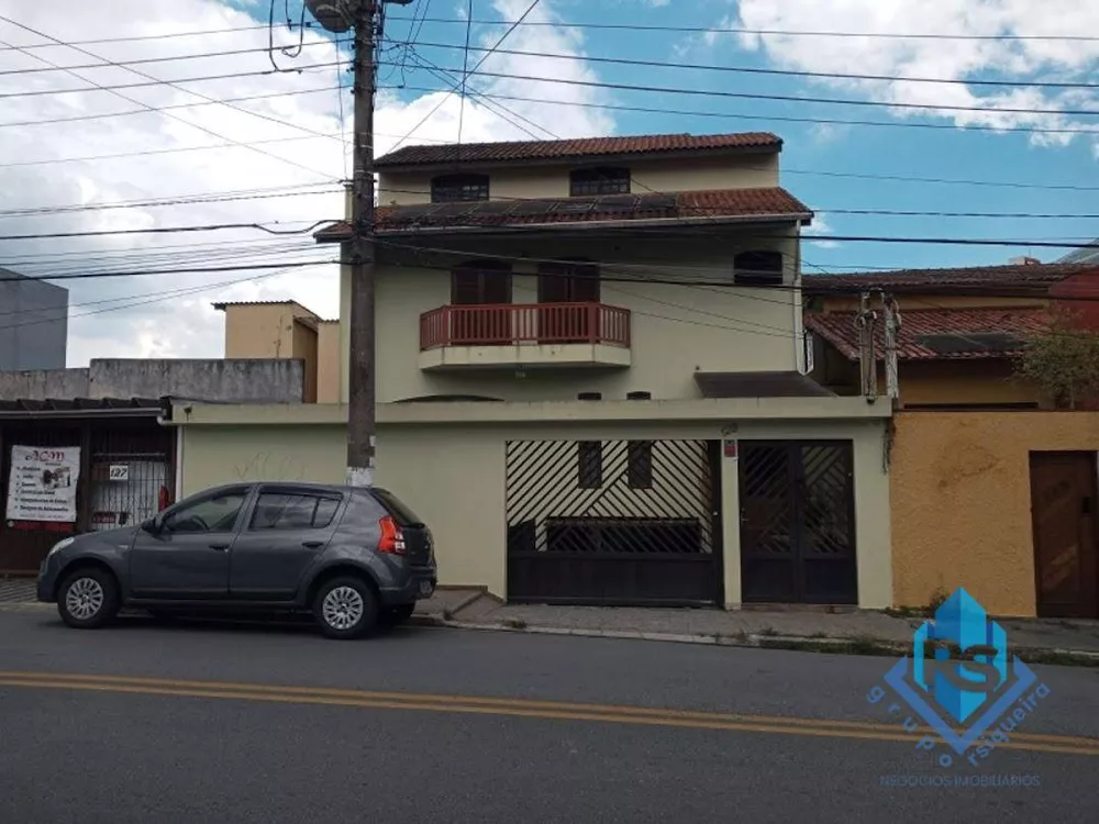 Sobrado para alugar com 4 quartos, 614m² - Foto 1