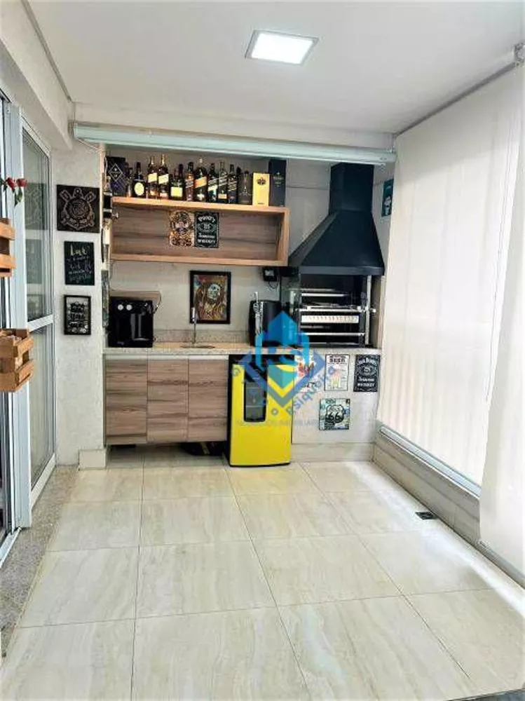 Apartamento à venda com 3 quartos, 94m² - Foto 1