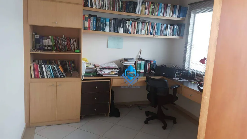 Sobrado, 3 quartos, 220 m² - Foto 1