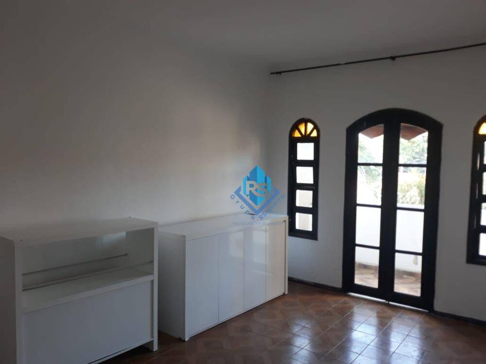Casa, 3 quartos, 200 m² - Foto 2