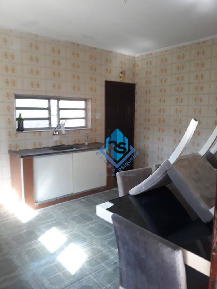 Casa, 3 quartos, 200 m² - Foto 3