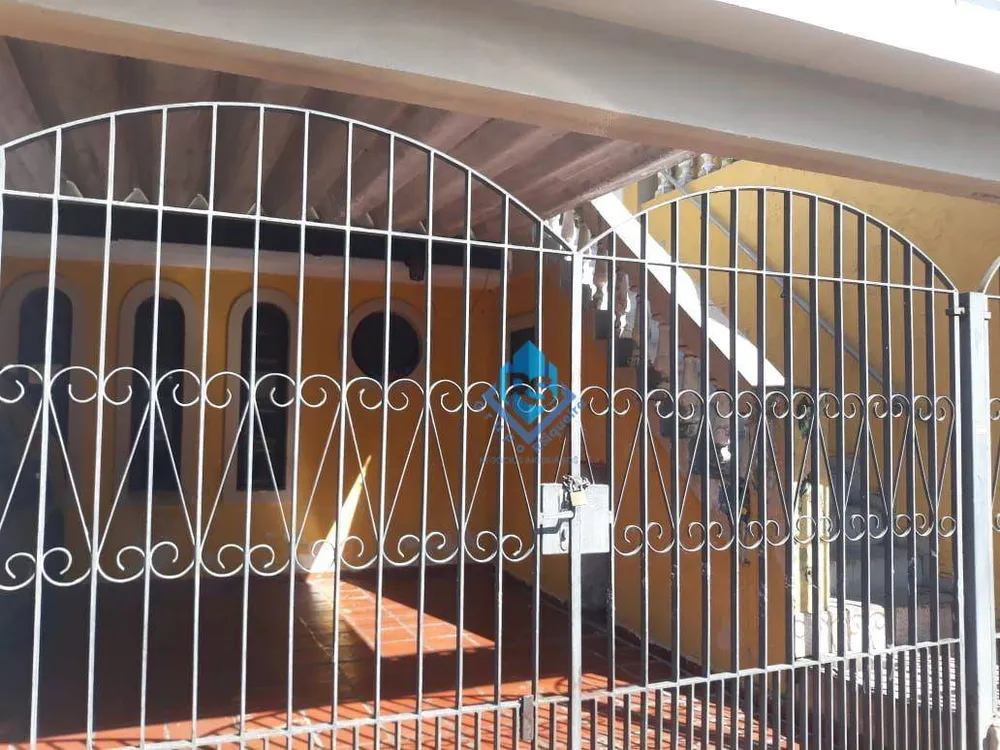 Casa, 3 quartos, 200 m² - Foto 1