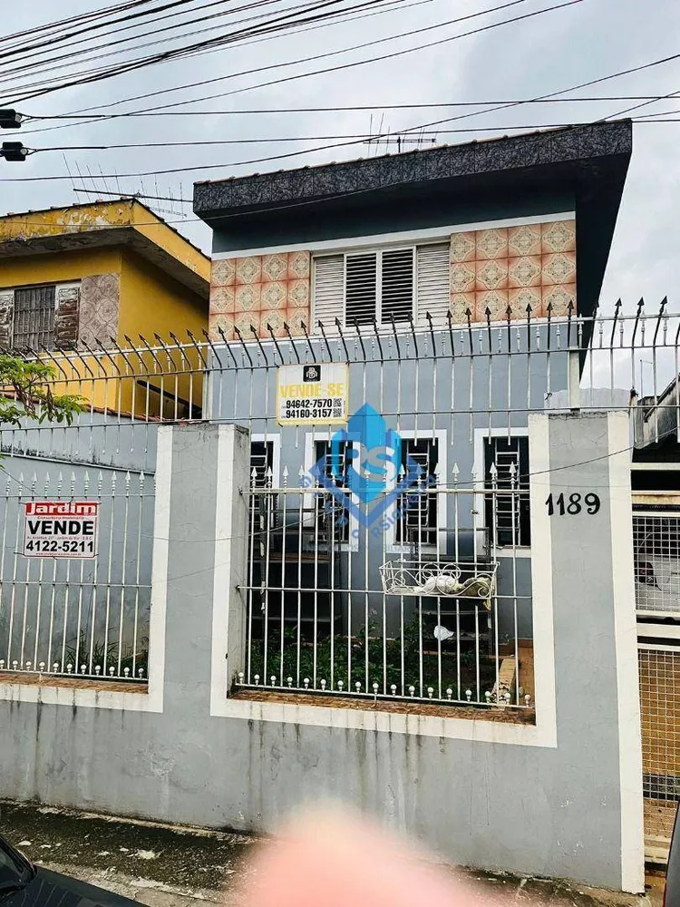 Sobrado à venda com 3 quartos, 200m² - Foto 1