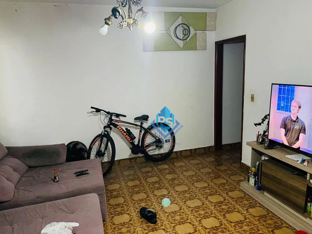 Sobrado à venda com 3 quartos, 200m² - Foto 3