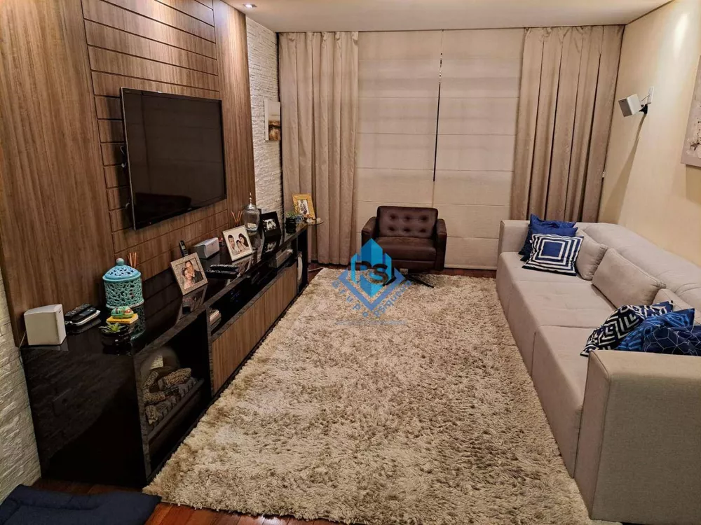 Sobrado à venda com 3 quartos, 300m² - Foto 1