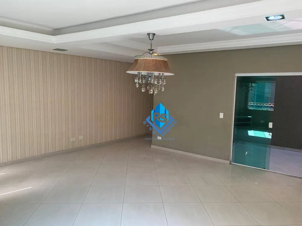 Sobrado, 3 quartos, 250 m² - Foto 1