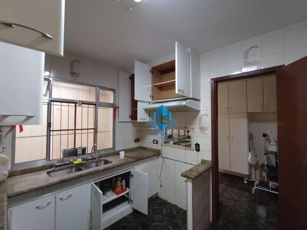 Sobrado, 3 quartos, 286 m² - Foto 2