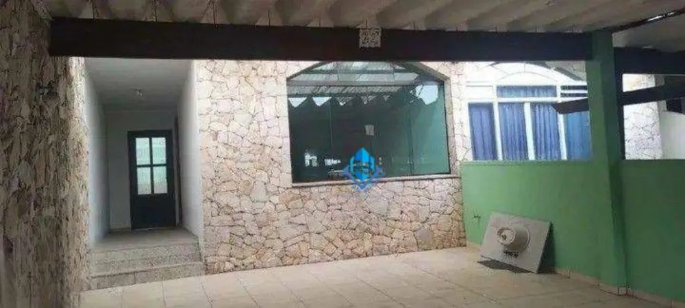Sobrado, 3 quartos, 180 m² - Foto 1