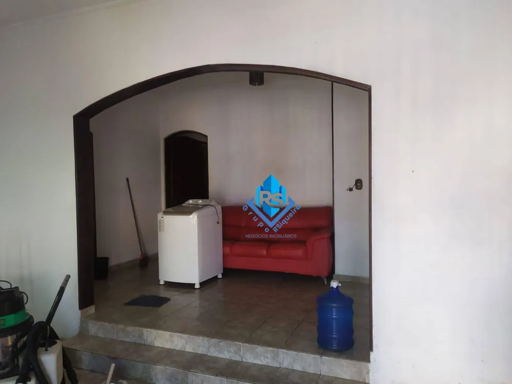 Casa, 3 quartos, 212 m² - Foto 2