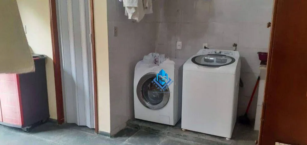 Sobrado, 3 quartos, 228 m² - Foto 4