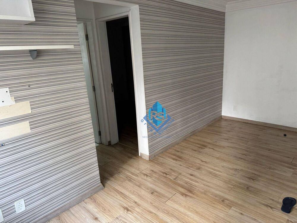 Apartamento à venda com 2 quartos, 50m² - Foto 2