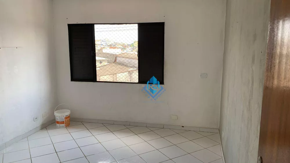 Casa para alugar com 2 quartos, 70m² - Foto 11