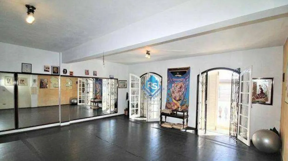 Casa, 4 quartos, 275 m² - Foto 1