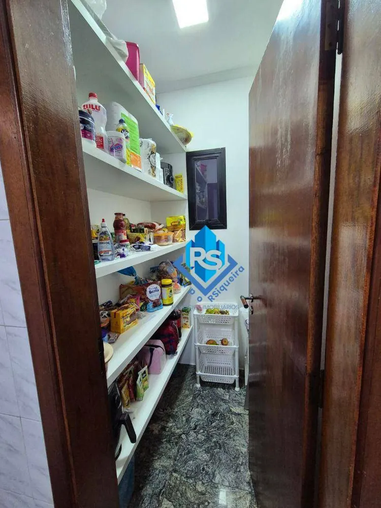 Sobrado, 3 quartos, 227 m² - Foto 3