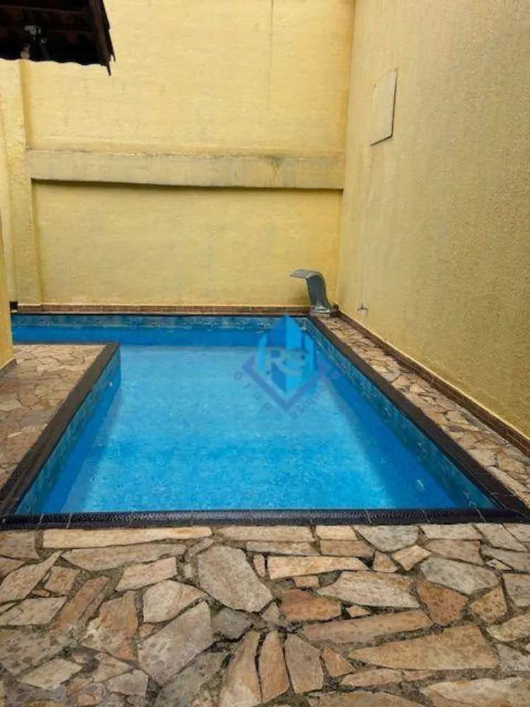 Casa, 2 quartos, 258 m² - Foto 6