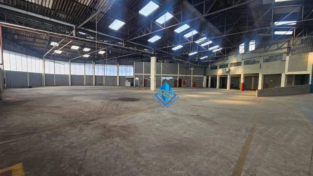Depósito-Galpão, 1200 m² - Foto 1