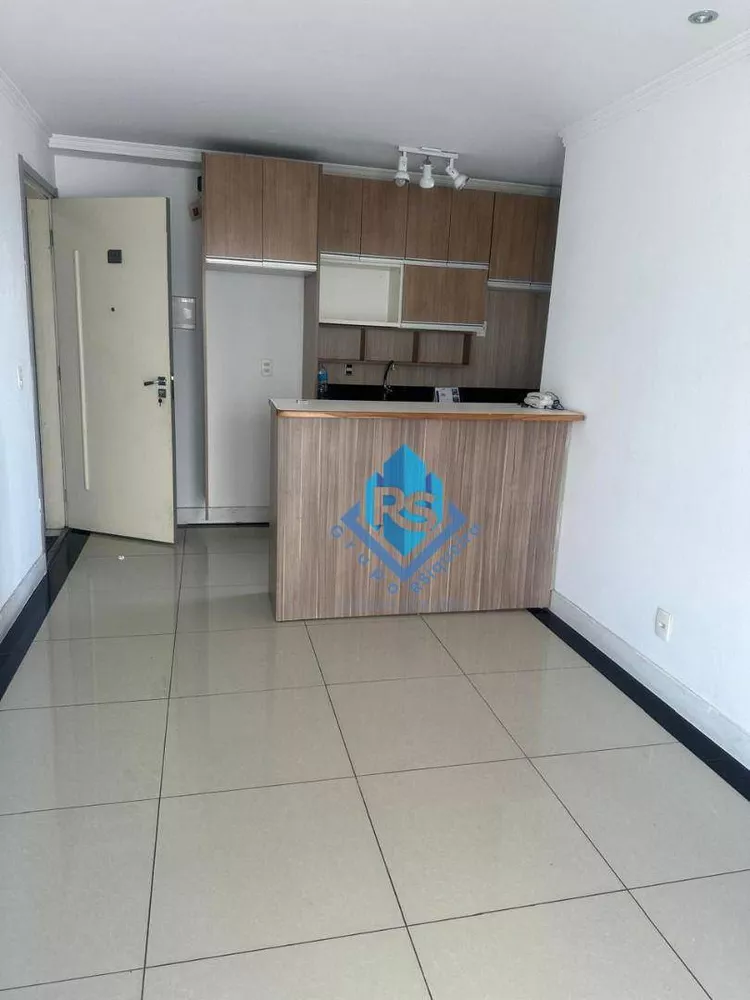 Apartamento à venda e aluguel com 3 quartos, 60m² - Foto 1