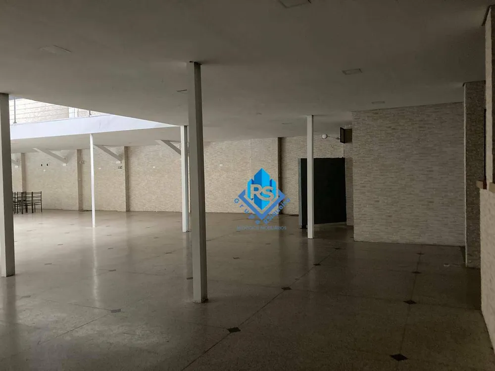 Depósito-Galpão, 2600 m² - Foto 1