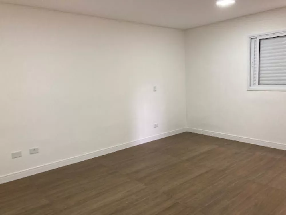 Apartamento à venda com 3 quartos, 173m² - Foto 2