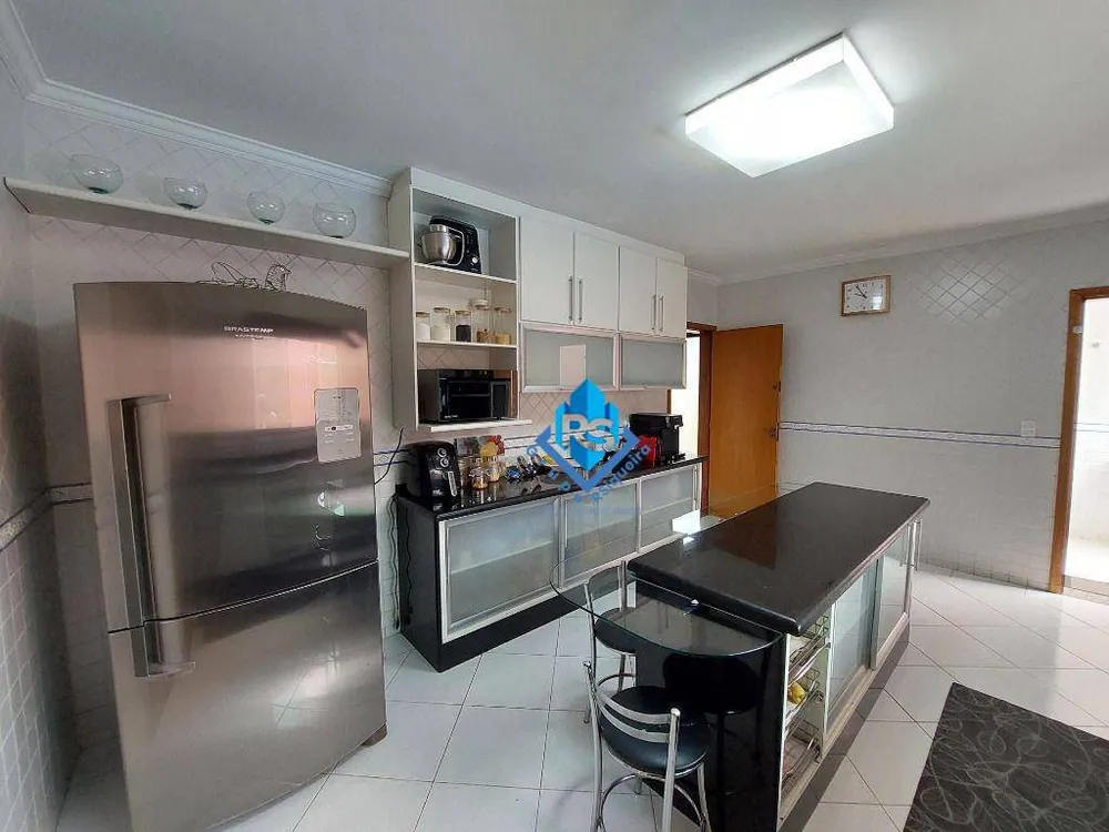 Sobrado, 3 quartos, 296 m² - Foto 2
