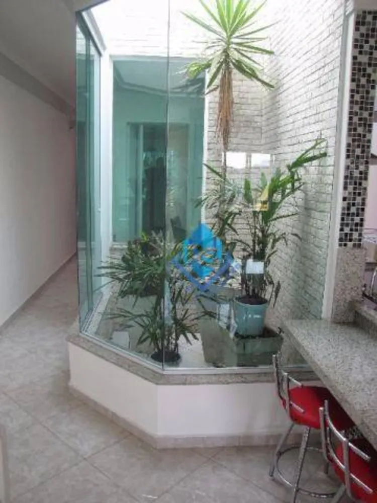 Casa, 3 quartos, 237 m² - Foto 12