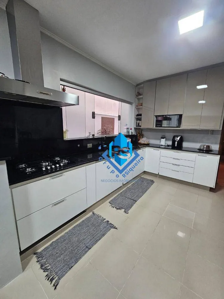 Sobrado, 4 quartos, 346 m² - Foto 2