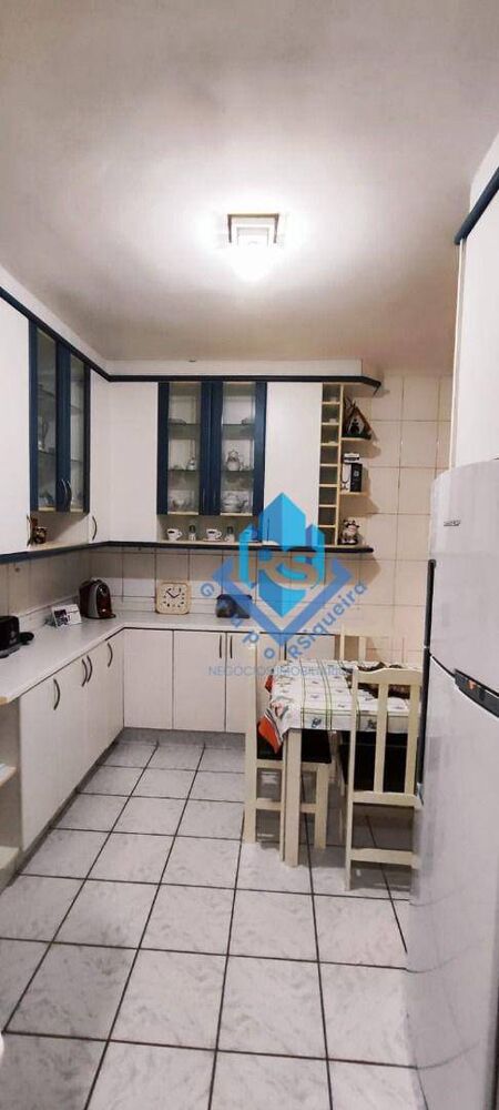 Sobrado, 3 quartos, 254 m² - Foto 2