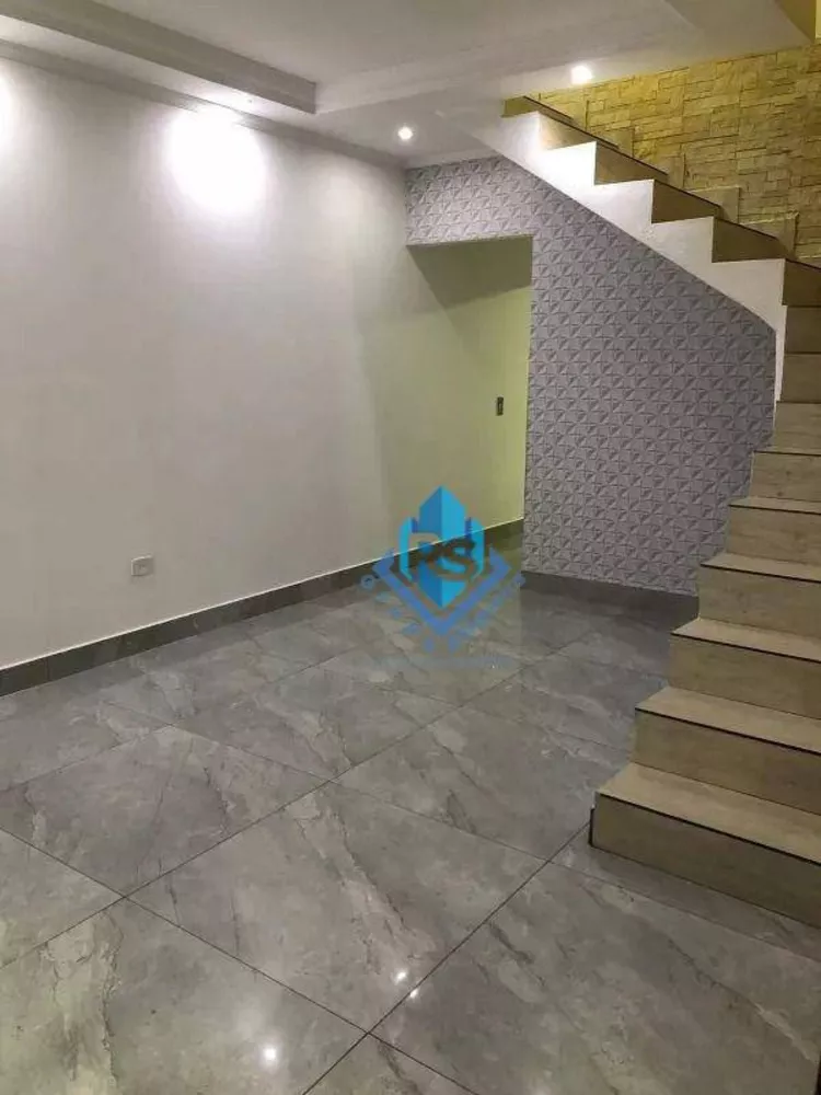 Sobrado à venda com 3 quartos, 189m² - Foto 2