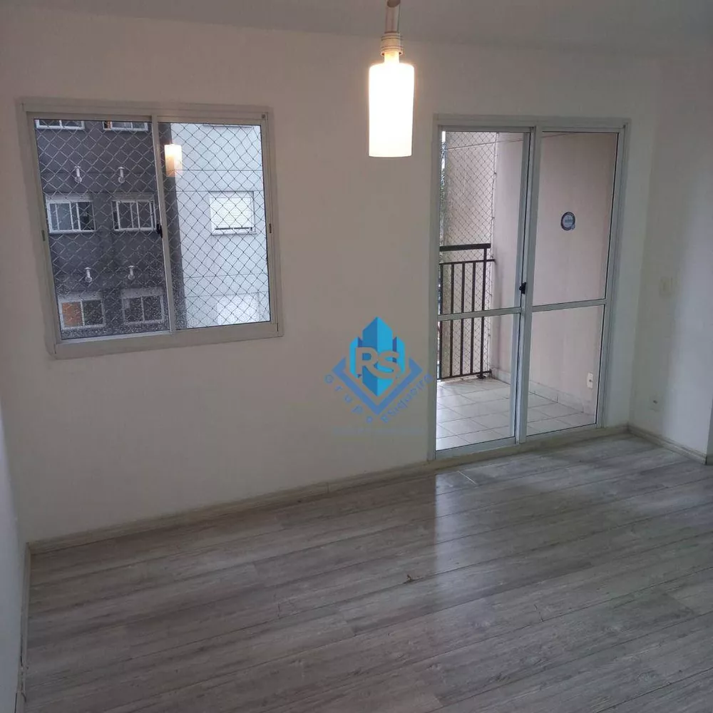 Apartamento à venda com 3 quartos, 67m² - Foto 2