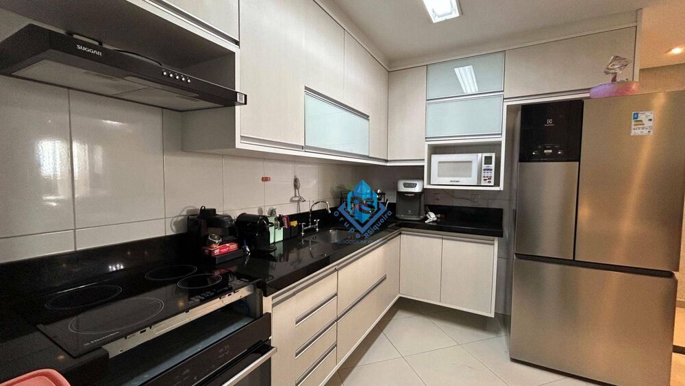 Apartamento para alugar com 3 quartos, 102m² - Foto 3