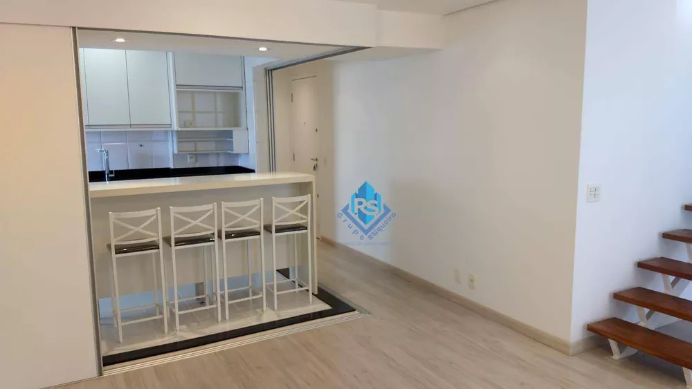 Apartamento à venda com 2 quartos, 85m² - Foto 2