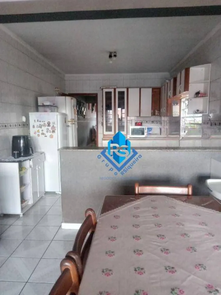 Sobrado, 3 quartos, 271 m² - Foto 1