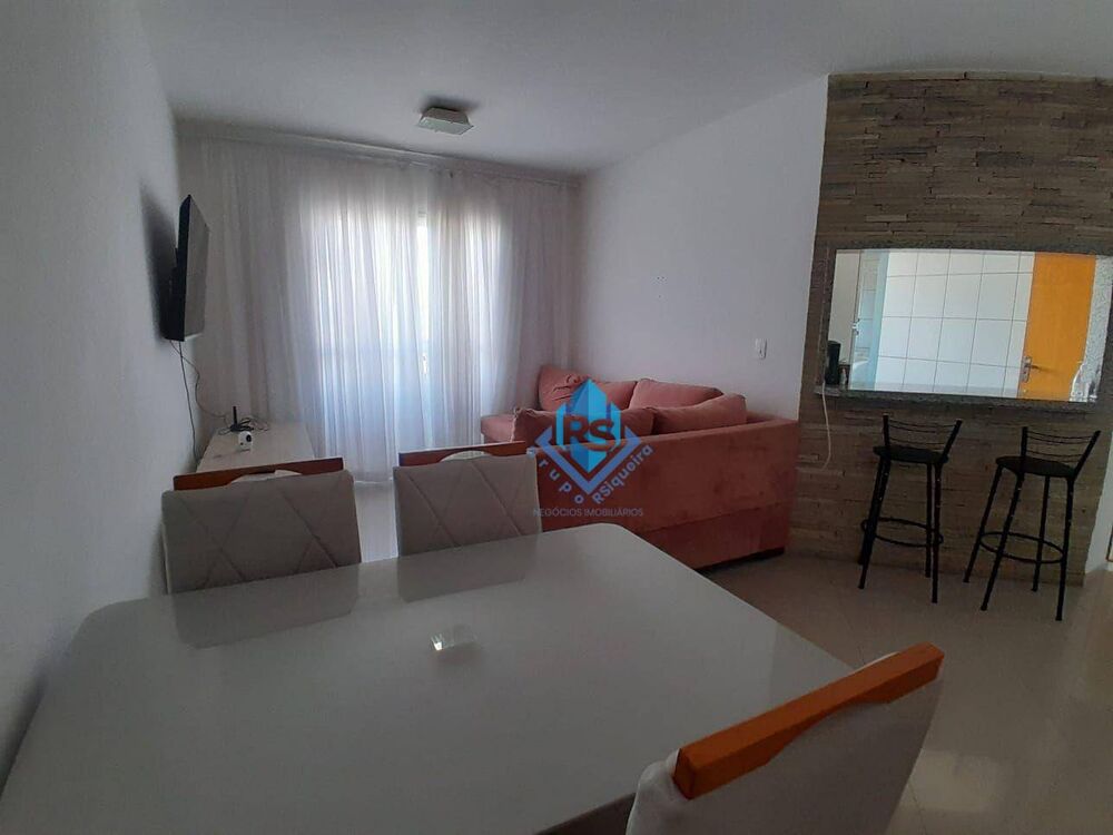 Apartamento à venda com 2 quartos, 70m² - Foto 2