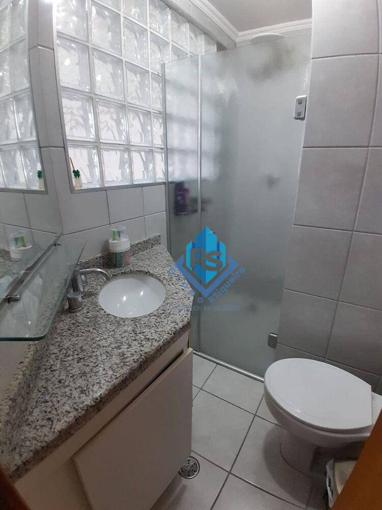Apartamento à venda com 2 quartos, 70m² - Foto 30