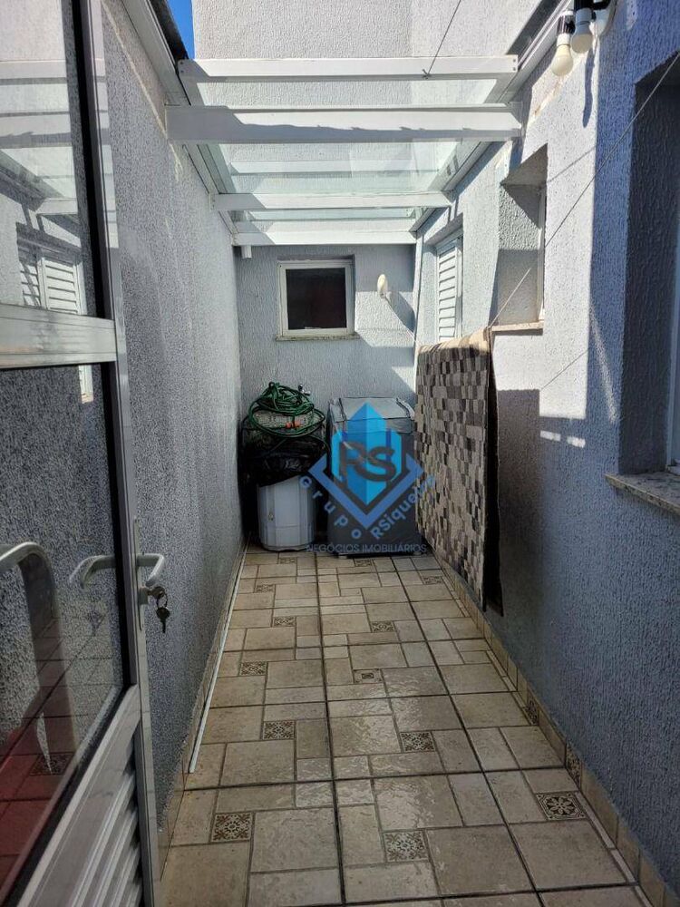 Apartamento à venda com 3 quartos, 75m² - Foto 1