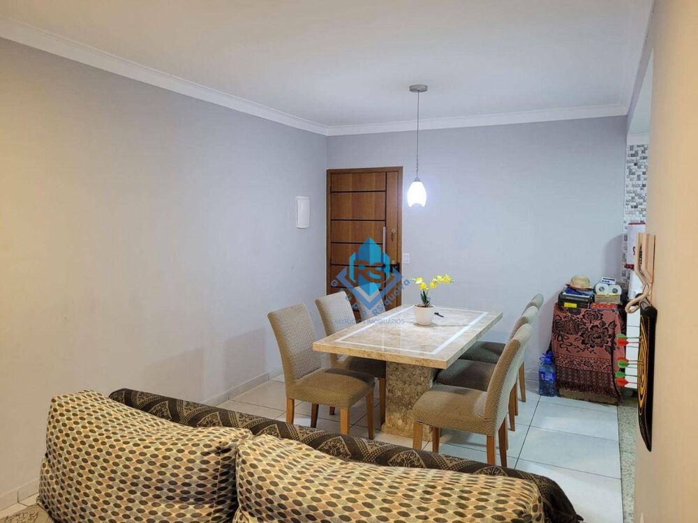 Apartamento à venda com 3 quartos, 75m² - Foto 3