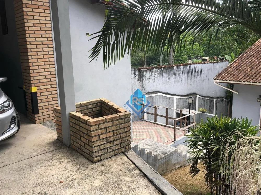 Chácara, 3 quartos, 1130 m² - Foto 9
