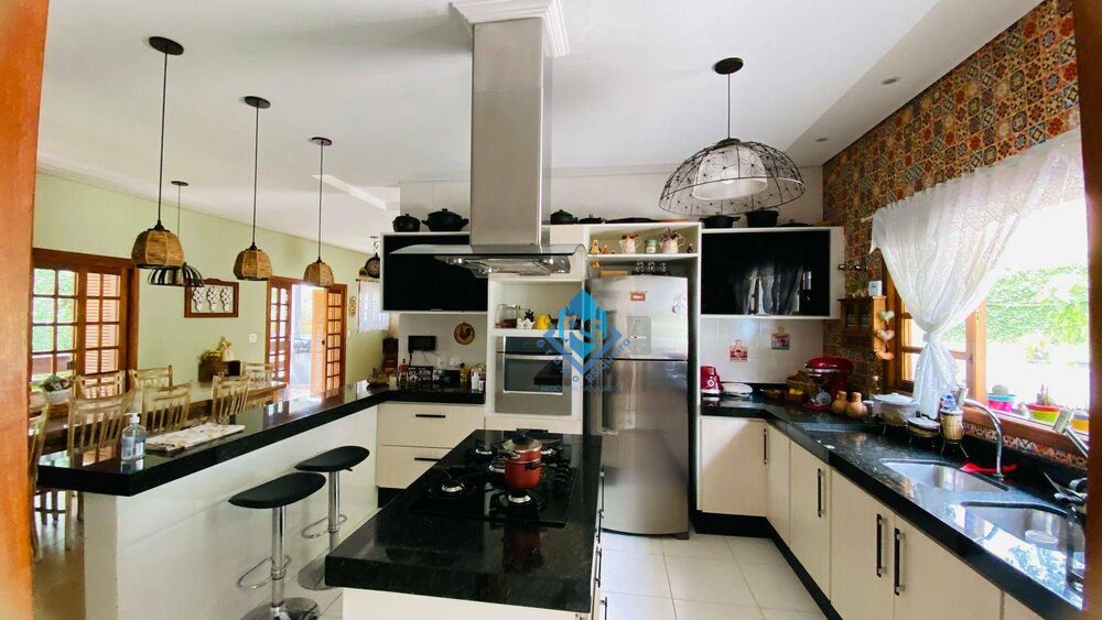 Chácara, 3 quartos, 1130 m² - Foto 4