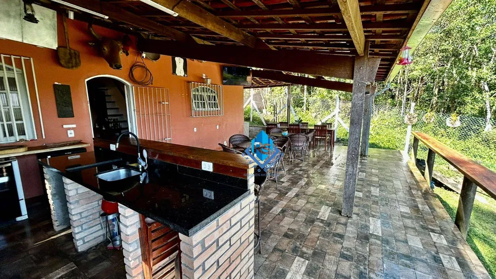 Chácara, 3 quartos, 3000 m² - Foto 1