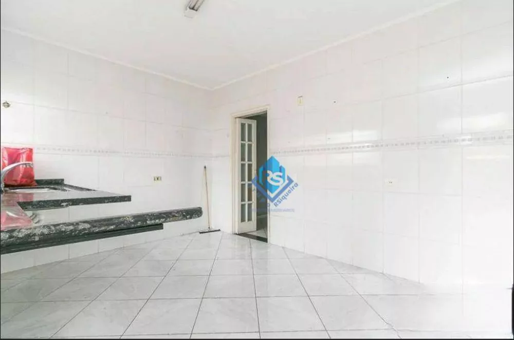 Sobrado à venda com 2 quartos, 160m² - Foto 4