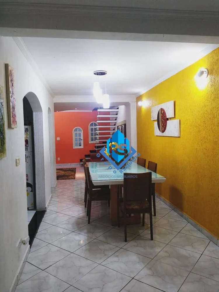 Sobrado, 3 quartos, 279 m² - Foto 6