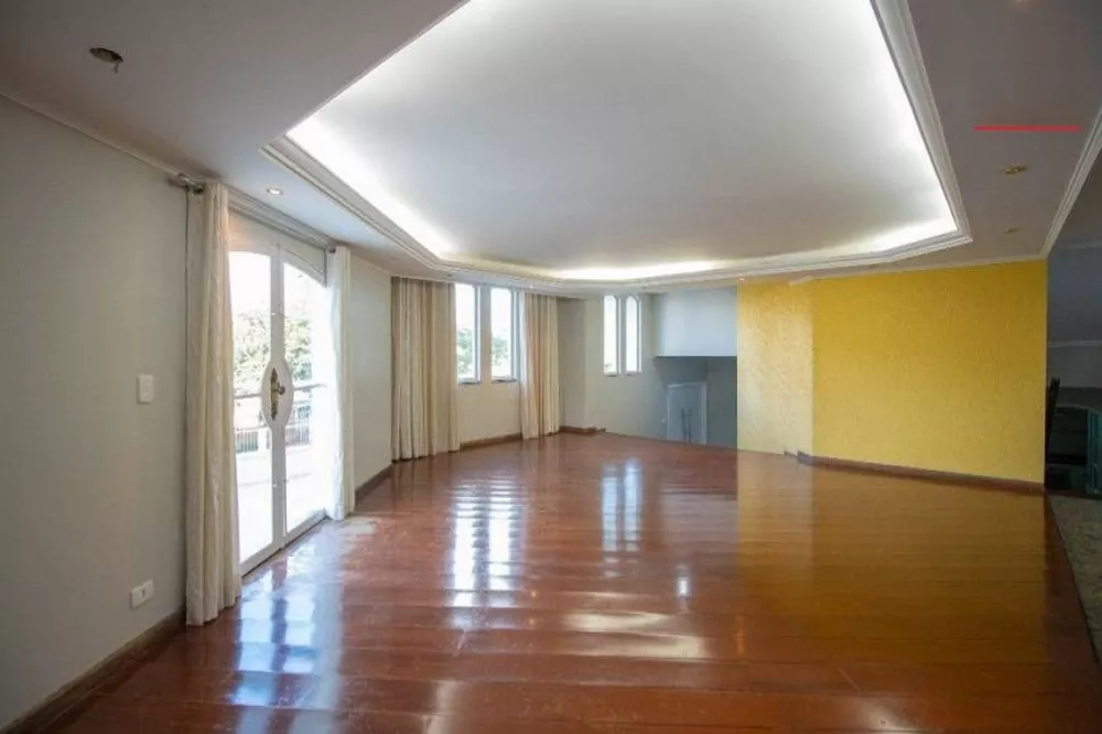 Sobrado à venda com 3 quartos, 380m² - Foto 2