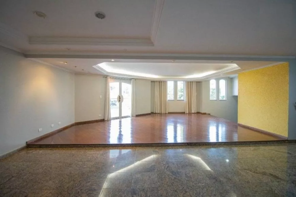 Sobrado à venda com 3 quartos, 380m² - Foto 4