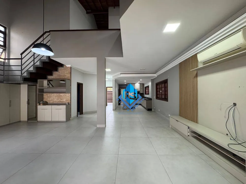 Sobrado, 4 quartos, 297 m² - Foto 2